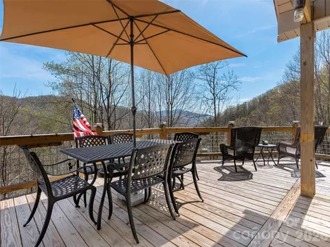 Exterior - 4823 Max Patch Rd, Clyde, NC 28721 photo 3 of 5