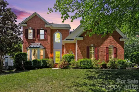 6216 Creek Breeze Rd, Charlotte, NC 28269