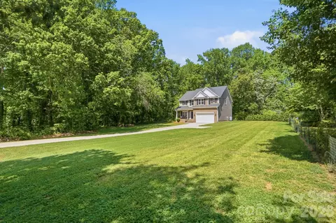 2910 Plum Thicket Ct, Monroe, NC 28112
