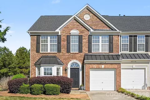 4018 Holly Villa Cir, Indian Trail, NC 28079