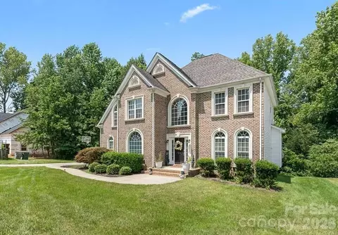 1084 Plantation Trl, Gastonia, NC 28056