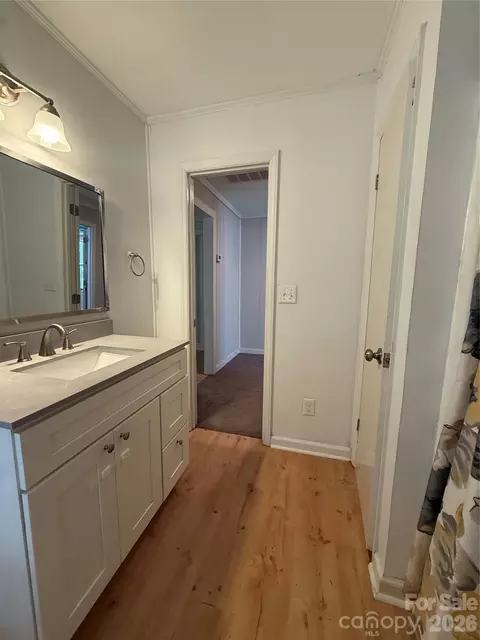 Bath - 909 Sheridan Oliver Rd, Ruby, SC 29741 photo 2 of 2