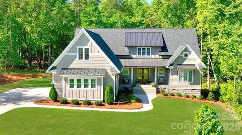 859 Irish Creek Dr, Landis, NC 28088
