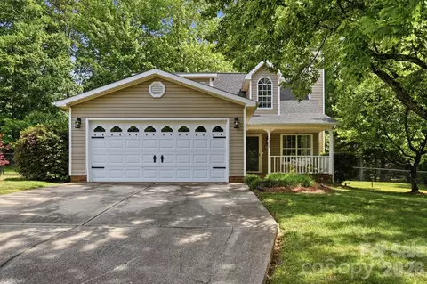 1200 Clear Springs Ct, Charlotte, NC 28214