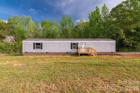 482 Jm Lovelace Rd, Ellenboro, NC 28040