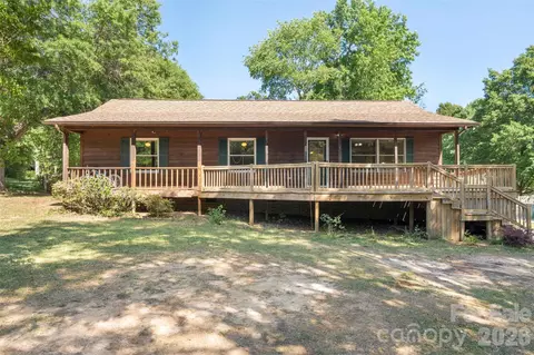 2008 Rock Springs Cir, Denver, NC 28037