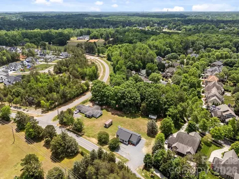 View/Area - 14532 E Rocky River Rd, Davidson, NC 28036 photo 2 of 4