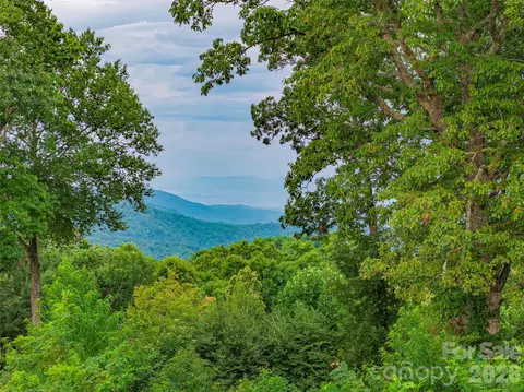 Summerset Drive, Hendersonville, NC 28792