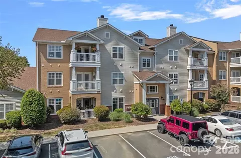 16423 Golden River Ln, Charlotte, NC 28277