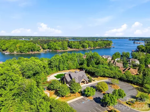 1117 Streamside Ln, York, SC 29745