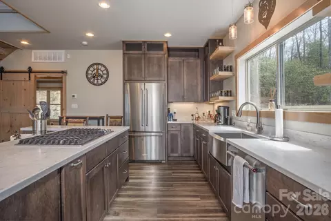 Kitchen - 3171 E Fork Rd, Brevard, NC 28712 photo 5 of 6