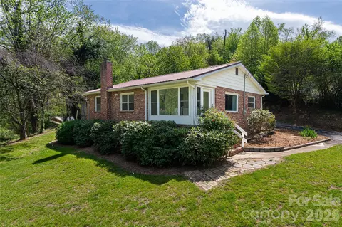 20 Clarendon Ave, Asheville, NC 28804