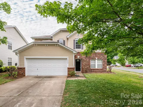 6602 Latherton Ln, Charlotte, NC 28278