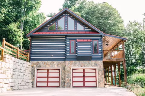 11 Sugar Maple Dr, Black Mountain, NC 28711