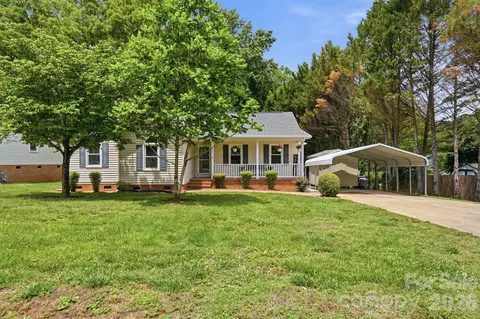 1037 Wilkerson St, Belmont, NC 28012