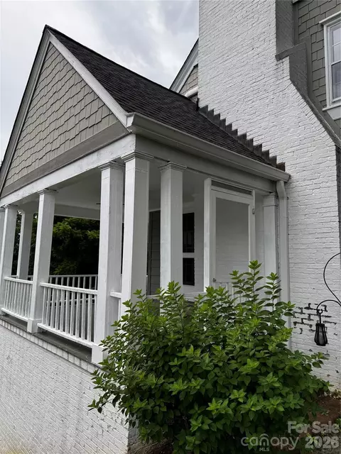 Exterior - 9 Crescent Dr, Marion, NC 28752 photo 7 of 10