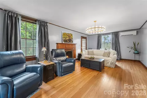 Living - 9 Crescent Dr, Marion, NC 28752 photo 1 of 1