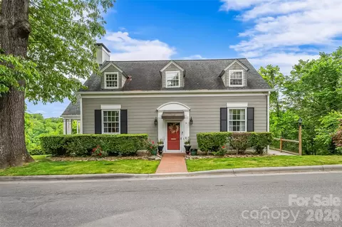 Exterior - 9 Crescent Dr, Marion, NC 28752 photo 1 of 10