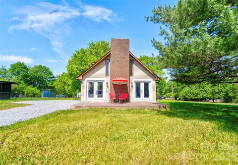 807 Orchard St, Shelby, NC 28152