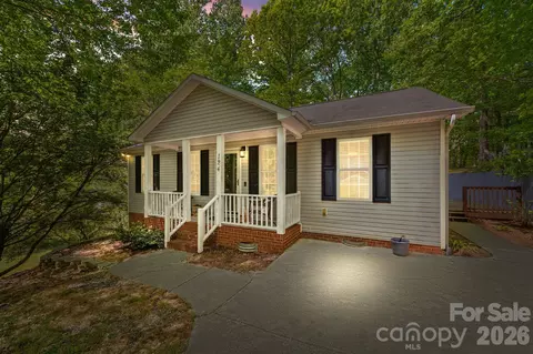 124 Stately Pines Dr, Troutman, NC 28166