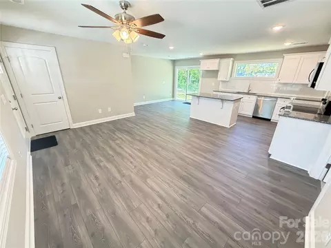 Living - 1019 E 10th St, Kannapolis, NC 28083 photo 2 of 2
