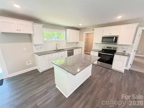 Kitchen - 1019 E 10th St, Kannapolis, NC 28083 photo 2 of 2