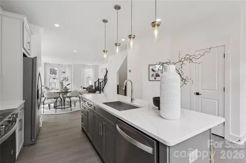 3700 S Tryon 31 St #31, Charlotte, NC 28217