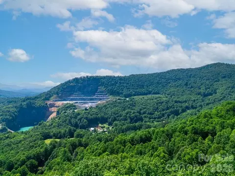 Red Hawk Bluff, Sylva, NC 28779 photo 3