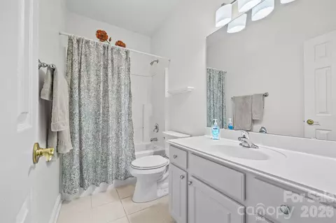 Bath - 2578 Lower Assembly Dr, Fort Mill, SC 29708 photo 3 of 3