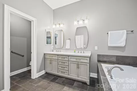 Bath - 2578 Lower Assembly Dr, Fort Mill, SC 29708 photo 2 of 3