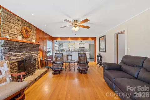 Living - 71 Laurel Mountain Rd, Brevard, NC 28712 photo 1 of 2