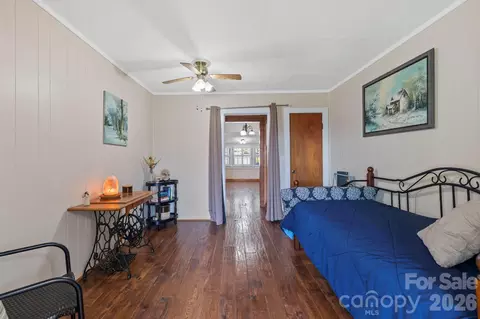 Bedroom - 71 Laurel Mountain Rd, Brevard, NC 28712 photo 1 of 3