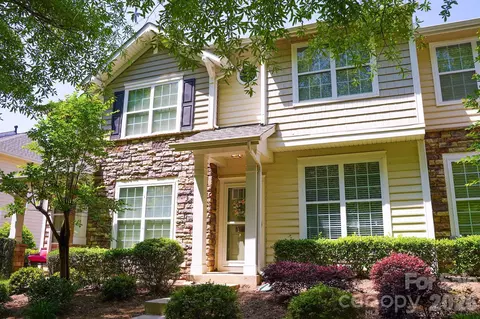 8512 Sunset Hill Rd, Waxhaw, NC 28173