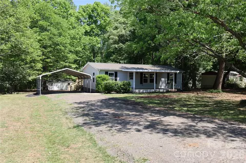 6443 Sherwood Ln, Denver, NC 28037