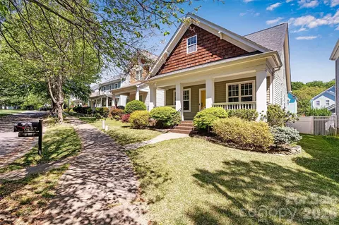 6747 E Douglas Park Dr, Huntersville, NC 28078