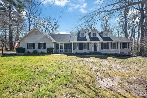 10 High Meadows Dr, Candler, NC 28715