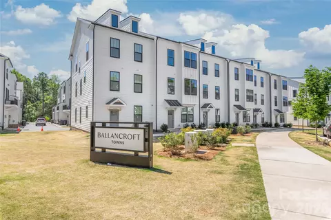15309 Ballancroft Pkwy, Charlotte, NC 28277