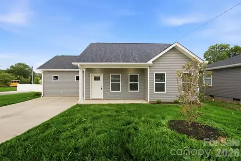 3800 Freedom Dr, Charlotte, NC 28208