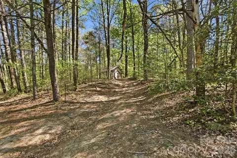 6554 Camp Meeting Rd, Connelly Springs, NC 28612