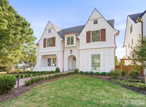 Exterior - 222 Walnut St, Davidson, NC 28036 photo 5 of 5
