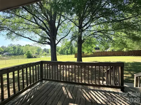 1718 Gene Hudson Dr, Lancaster, SC 29720