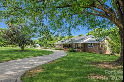 1709 Lakeview Dr, Monroe, NC 28112