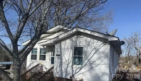 901 State St Ext, Marion, NC 28752