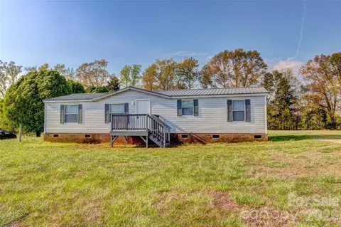 160 Baxter Way, Forest City, NC 28043