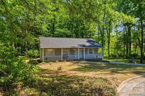 708 Hickory Hill Ct, Gastonia, NC 28054