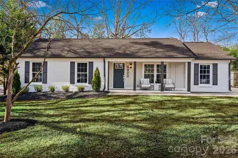 6900 Valley Haven Dr, Charlotte, NC 28211