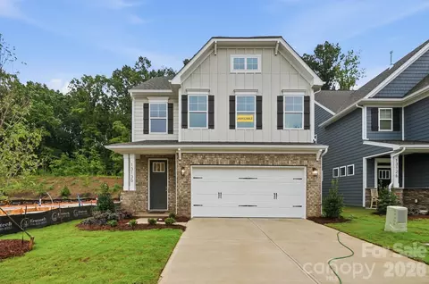 13130 Foxberry Rd, Charlotte, NC 28213