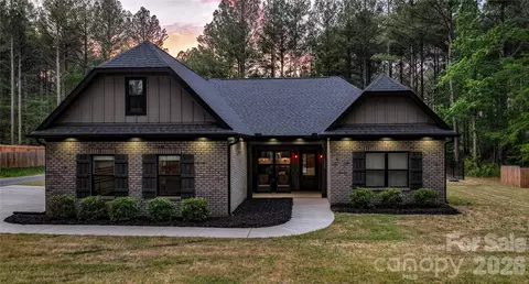6323 Highway 205 Hwy, Marshville, NC 28103