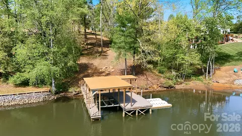 5411 Icard Ridge Rd, Hickory, NC 28601