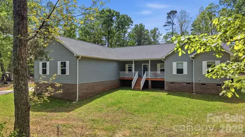 2430 Shuford Rd, Lincolnton, NC 28092